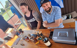17-Whisky-Boys